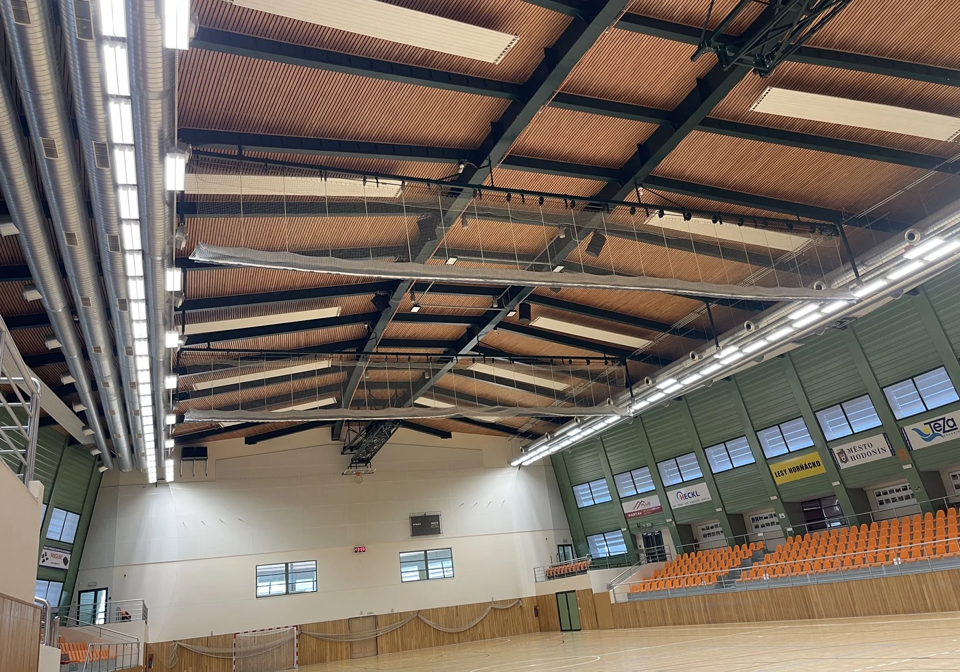 Víceúčelová sportovní hala Hodonín - referenční foto 1